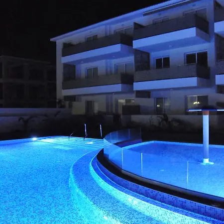 Apartament Emerald *